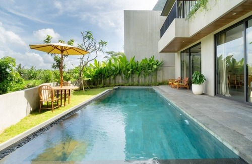 Pejeng Villa | Spacious, 5BRvilla with a Rice Field View in Ubud