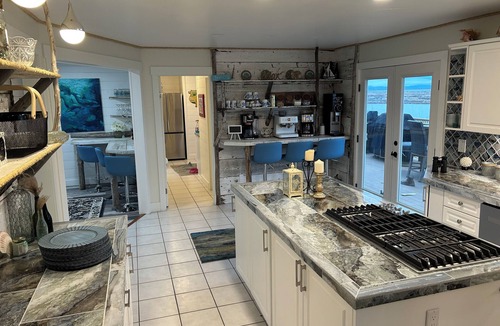 Sequim House | Spacious 6-bedroom Beach House