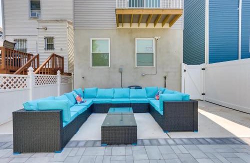 Ampere House | Spacious 6 Bedroom Home with NYC Access & Parking!