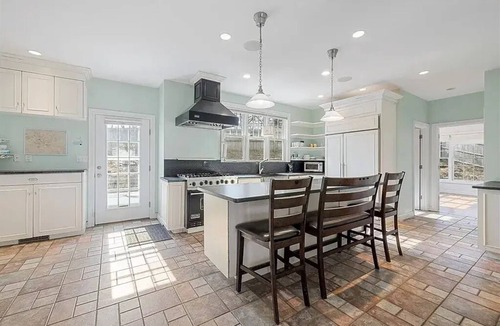 Marblehead House | Spacious 6 BR·7 Beds·3.5 BA house in charming Marblehead & Near Salem & Beaches