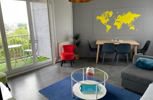 Saint-Jacques - Pirmil Apartment | Spacious 62 m aprtment with balcony