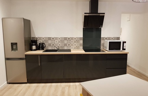 Dieppe Apartment | Spacious 67 m2 apartment with private parking