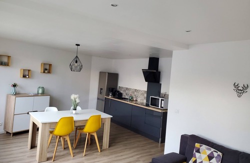 Dieppe Apartment | Spacious 67 m2 apartment with private parking