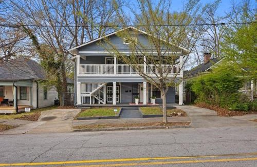 West End House | Spacious 6BR Duplex | Patio + Near BeltLine