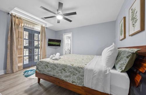 West End House | Spacious 6BR Duplex | Patio + Near BeltLine