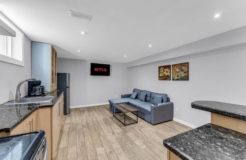 Mount Pleasant Apartment | Spacious 6BR Getaway | Sleeps 16 | Yard & Parking