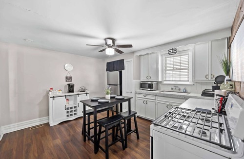 Bonnycastle House | Spacious 6BR home in the Highlands near hotspots!
