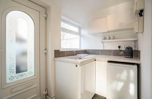 Ilkeston House | Spacious 6BR House – Ideal For Large Groups