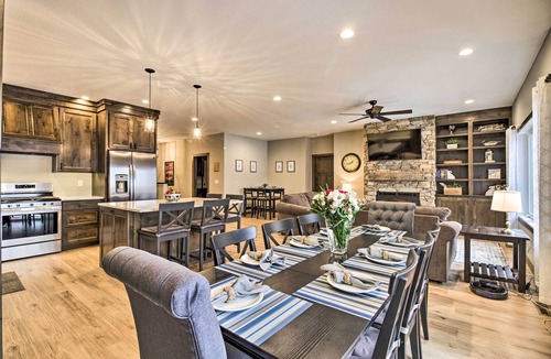 Alexandria House | Spacious 6BR Lake Victoria Retreat w/Private Dock