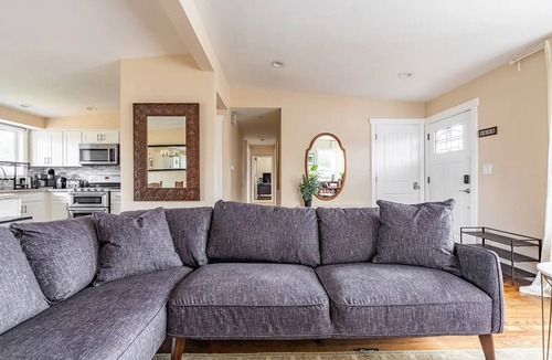 Brighton House | Spacious 6BR w/Game Room – Ideal for Groups