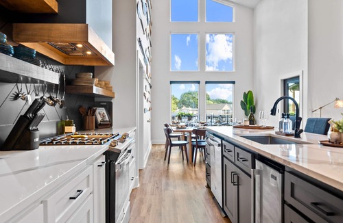 Hot Springs House | Spacious 7-bedroom house with Pool in beautiful Hot Springs