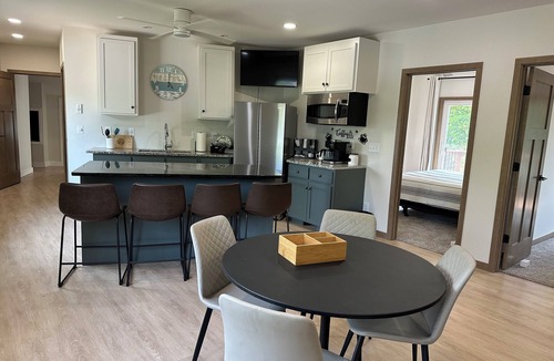 Holcombe House | Spacious 7BR Lakefront Retreat – Perfect for Multi-Generational Getaways!