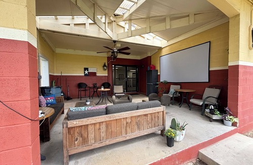 Mineral Wells House | Spacious 9-bedroom Wing in Refurbished Military Barracks