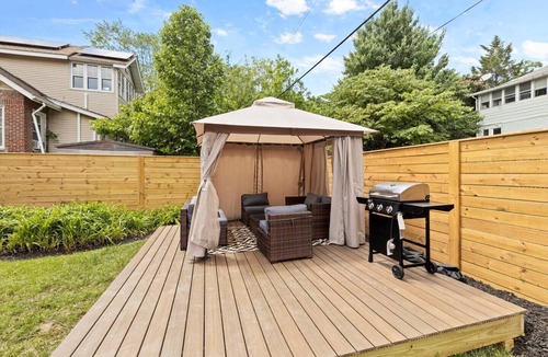 Northwest House | Spacious 9BR Takoma DC Retreat