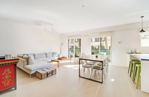 Parchamp–Albert Kahn Apartment | Spacious apartment with outside Boulogne Roland Garros-3 bedrooms -2 bathrooms parking
