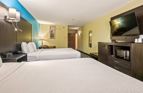 Crawfordville Hotel | Spacious & Accessible Comfort – 2 Queen Beds, Non-Smoking at Wildwood Inn