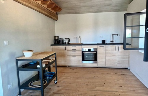 Crespin Apartment | Spacious 'Adults Only' loft surrounded by nature