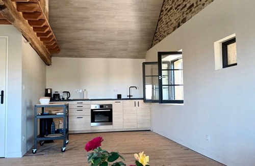 Crespin Apartment | Spacious 'Adults Only' loft surrounded by nature