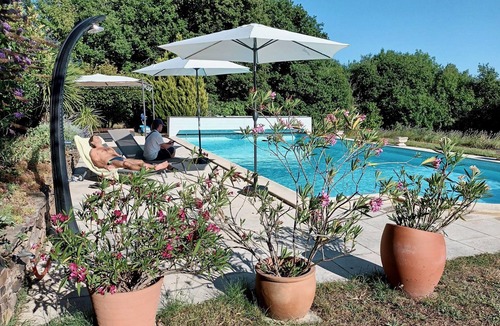 Crespin Apartment | Spacious 'Adults Only' loft surrounded by nature