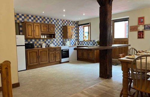 Chaillac-sur-Vienne House | Spacious and comfortable gîte for 8 people