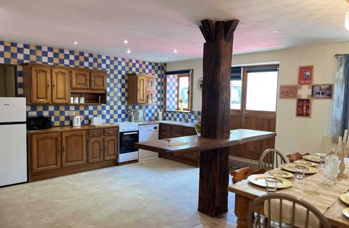 Chaillac-sur-Vienne House | Spacious and comfortable gîte for 8 people