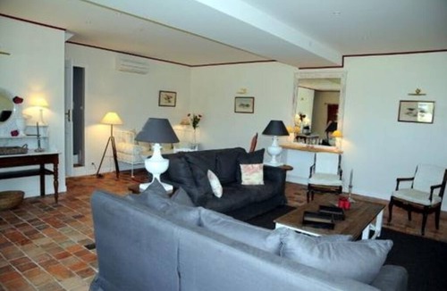 Neuvy-sur-Barangeon House | Spacious and friendly house with garden, barbecue and private parking lot