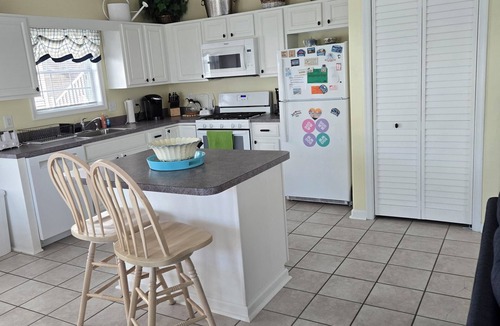 Wildwood Condo | Spacious and Beautiful 4 Bedroom Condo