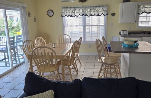 Wildwood Condo | Spacious and Beautiful 4 Bedroom Condo