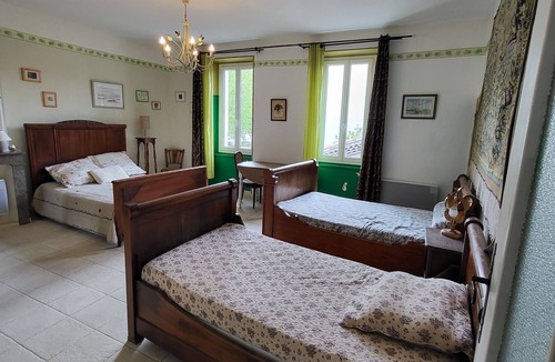 Saint-Ambroix Apartment | Spacious and brigth apartment in the city center