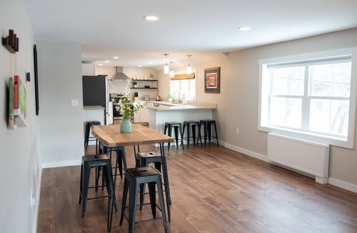 Ellsworth Apartment | Spacious and Bright Downtown APT with River View