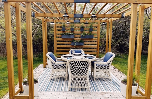 Siasconset House | Spacious and bright ‘Sconset home, pet friendly!