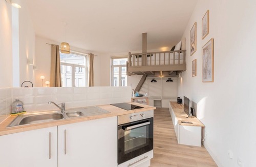 Wazemmes Apartment | Spacious and bright studio in the center.