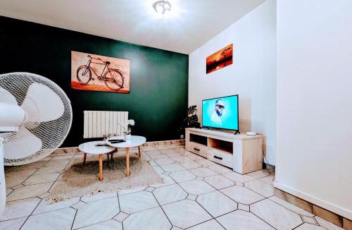 Pyramides Apartment | Spacious and comfortable apart with terrace in downtown