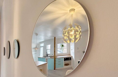 Viauville Apartment | Spacious and calm appartement all incuded with a full kitchen.