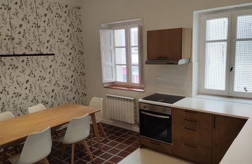 Abena House | Spacious and central apartment in Sabiñánigo Coli17Arriba