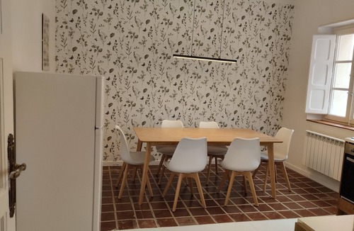 Abena House | Spacious and central apartment in Sabiñánigo Coli17Arriba