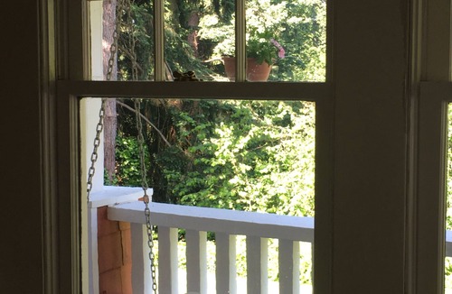 Seahurst House | Spacious and charming home in a park-like setting