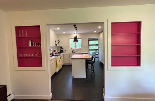 New Paltz House | Spacious and chic MCM ranchn