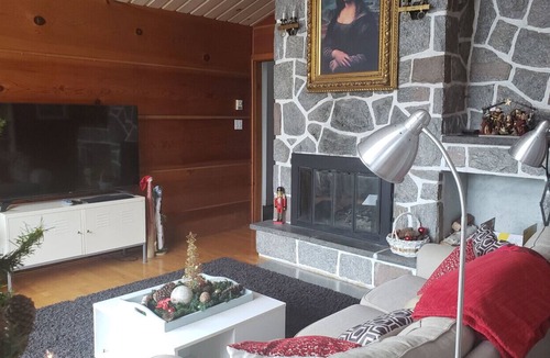 Ivry-sur-le-Lac House | Spacious and Cozy Cottage House