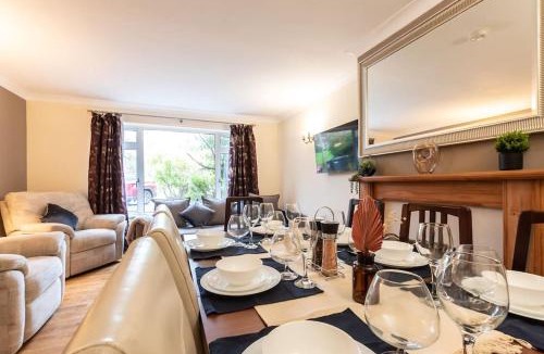 Chandler's Ford House | Spacious and Comfortable Home