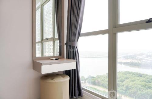 Pantai Indah Kapuk Apartment | Spacious and Comfort Stay 3BR at Gold Coast Apartment By Travelio