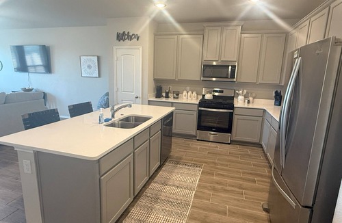 Tarrant County House | Spacious and Comfortable Home in Fort Worth, TX