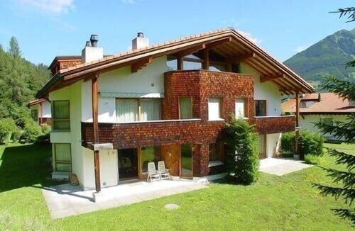 Klosters-Serneus Apartment | Spacious and comfortable alpine apartment in beautiful location