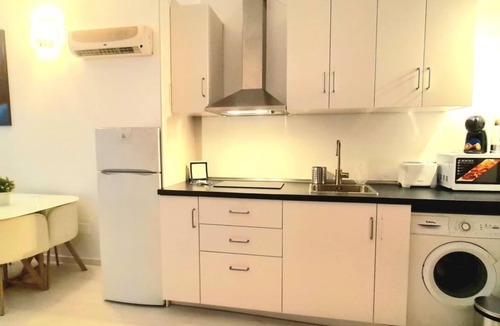 Hortaleza Apartment | Spacious and Comfortable Studio