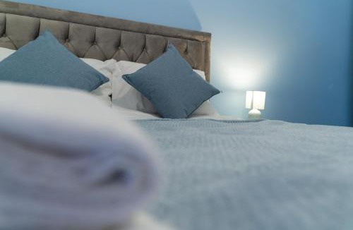 Kettering House | Spacious and Comfortable - 5 Bedroom Home