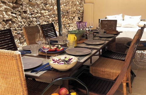 Roujan Villa | Spacious and comfortable house with patio