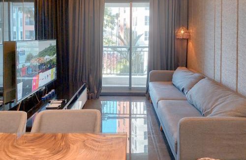 Tangerang Apartment | Spacious and Comfy 3BR at M-Town Signature Apartment By Travelio