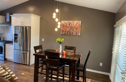 Weber House | Spacious and Convenient Getaway