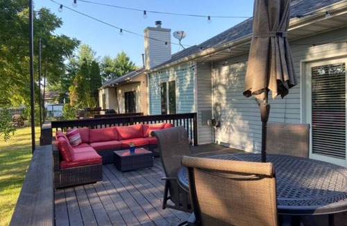 Weber House | Spacious and Convenient Getaway