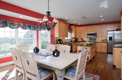Water Mill House | Spacious and Conveniently Located Home in Southampton/Water Mill/Shinnecock